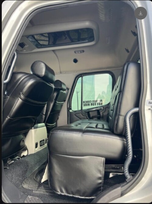 2022 freightliner M-2 Crew Cab With Summit Hauler Package, Cummins 360 HP, Automatic, 15K Miles, Pristine - Image 20